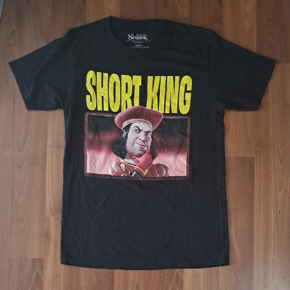 DreamWorks Black 'Short King' Shrek Graphic Tee with Yellow Lettering